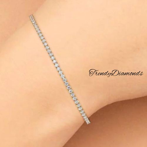 2.50ctw Round Brilliant Diamond Eternity Tennis Bracelet set in 14k Yellow Gold